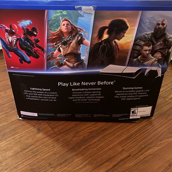 Sony White PlayStation 5 Console Immersive Gaming Experience - Picture 1 of 3